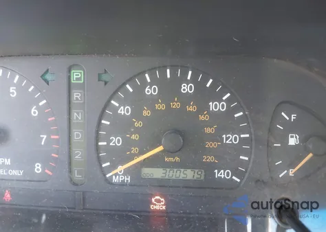 1998 Toyota Avalon Xls z USA, uszkodzony, nr VIN 4T1BF18B3WU280027